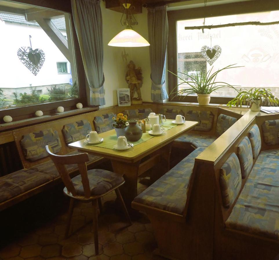 Pension Gasthof Zum Lamm Bischofsheim an der Rhön エクステリア 写真
