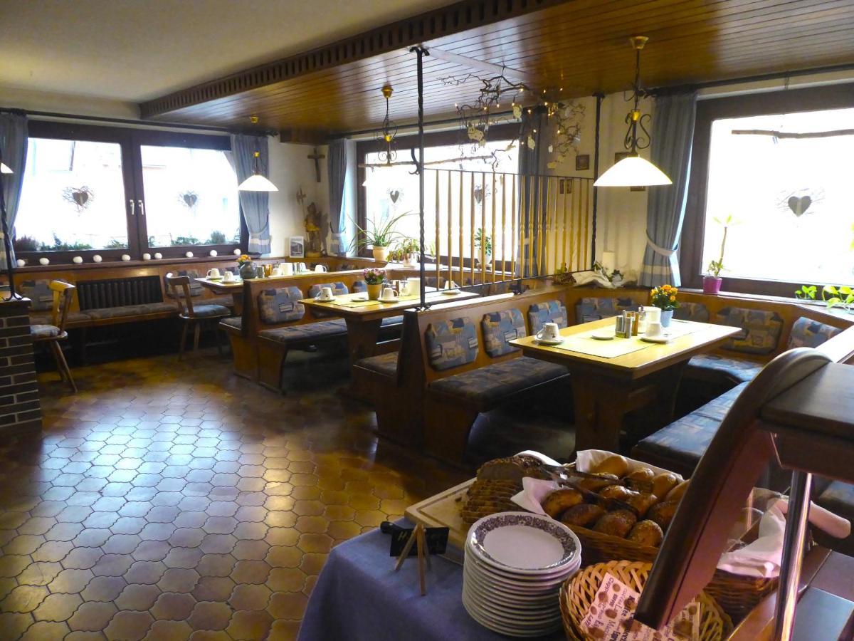 Pension Gasthof Zum Lamm Bischofsheim an der Rhön エクステリア 写真