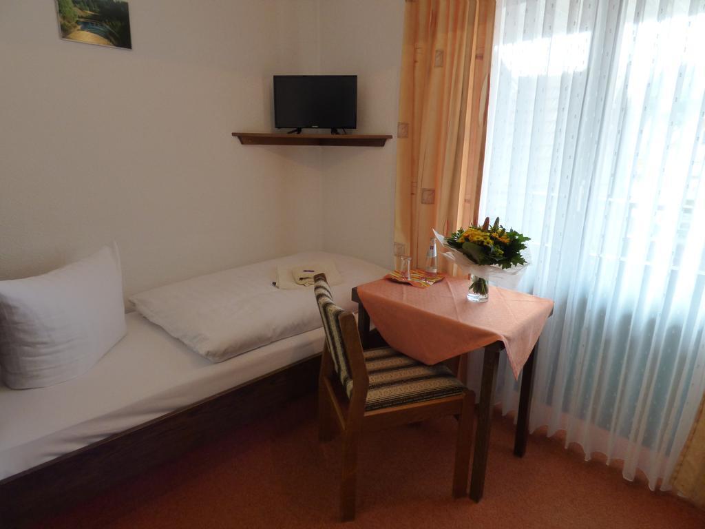 Pension Gasthof Zum Lamm Bischofsheim an der Rhön エクステリア 写真
